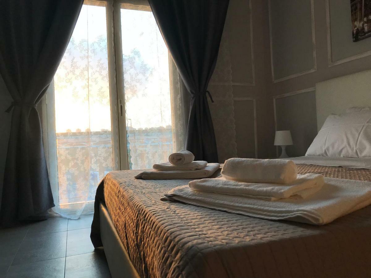 Borgo Palombaio Bed & Breakfast Katanya Dış mekan fotoğraf